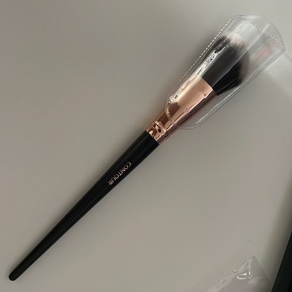Shaina B Contour makeup Brush - Picture 6 of 6